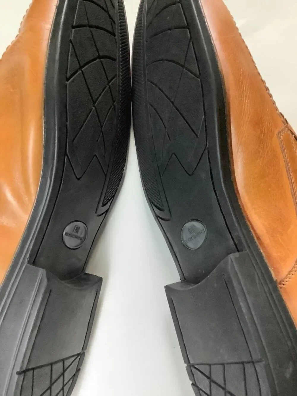 Sandro Moscoloni genuine leather slip-on dress loafers in a classic cognac brown